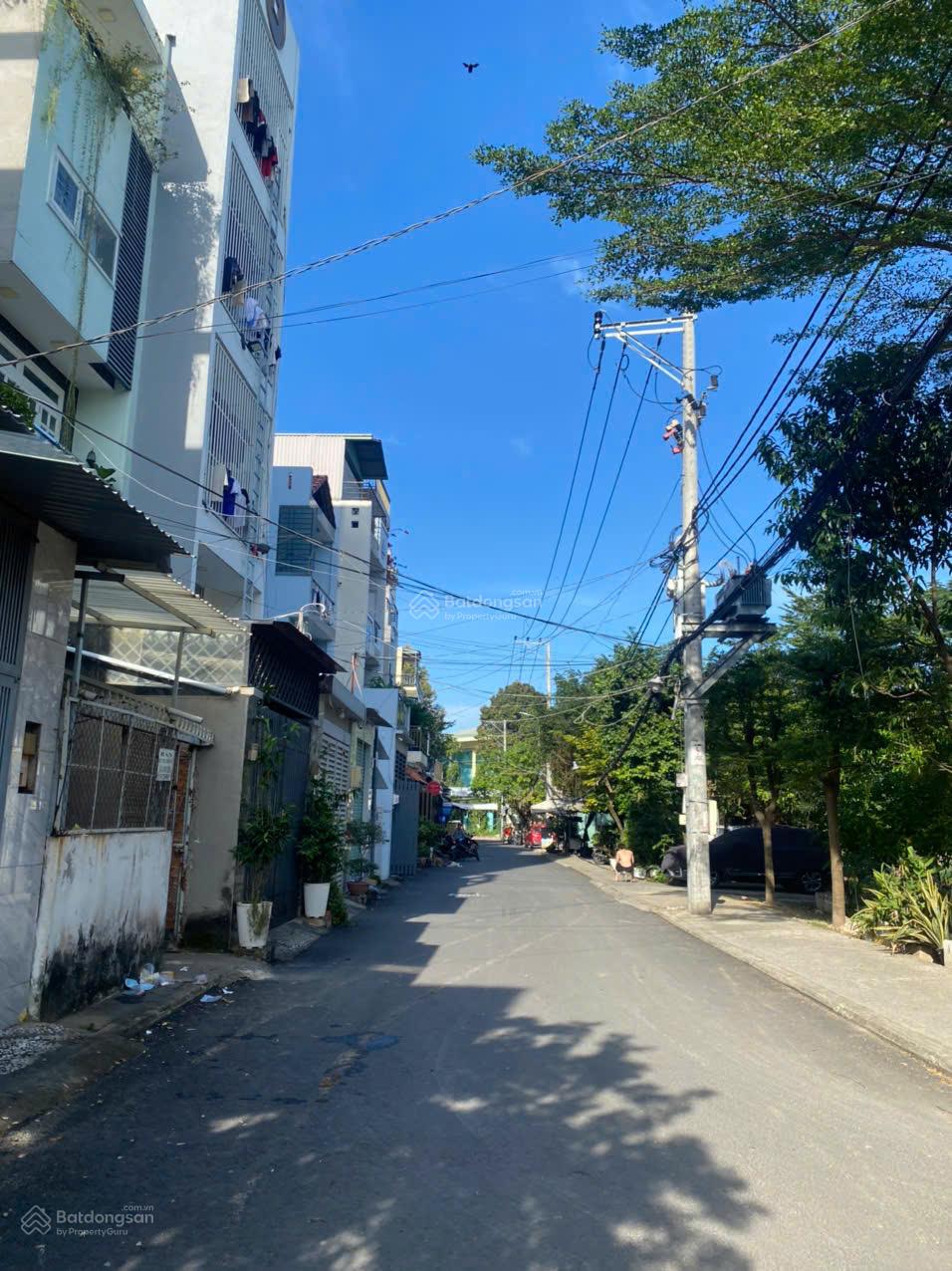 Bán lô đất mặt tiền đường 102 Man Thiện, TNPA, Quận 9, SHR, phù hợp xây văn phòng, căn hộ dịch vụ