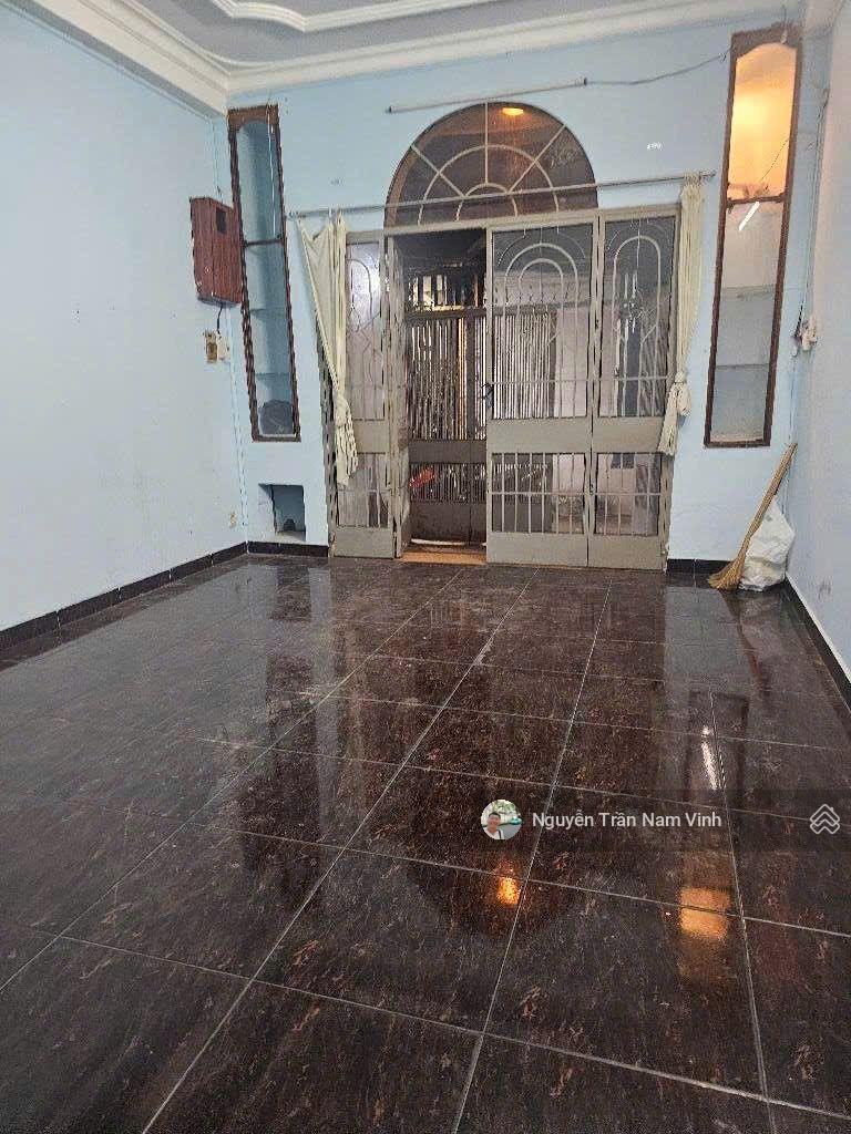 Cho thuê nhà nguyên căn Trần Xuân Soạn 85m2 full DT sử dụng 190m2 nhà 2 tầng 4 phòng chỉ 15tr/tháng