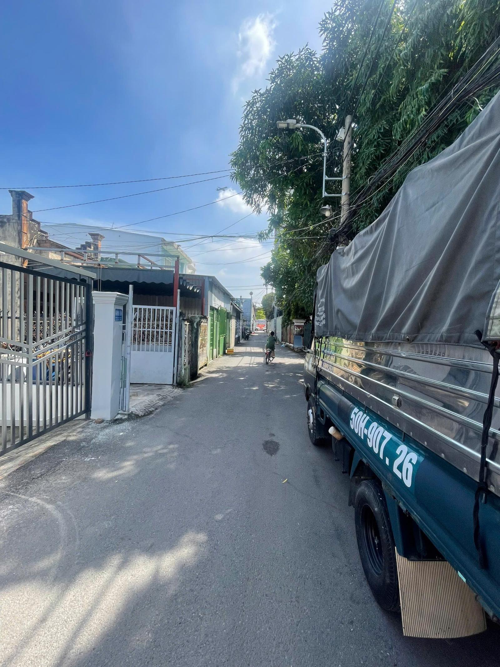 Bán nhà cấp 4 Diện tích 123m2(8x15) nhà 1 xẹt Ql13 đường trước nhà 5m giá 10ty Bán nhà cấp 4 Diện tích 123m2(8x15) nhà 1 xẹt Ql13 đường trước nhà 5m giá 10ty