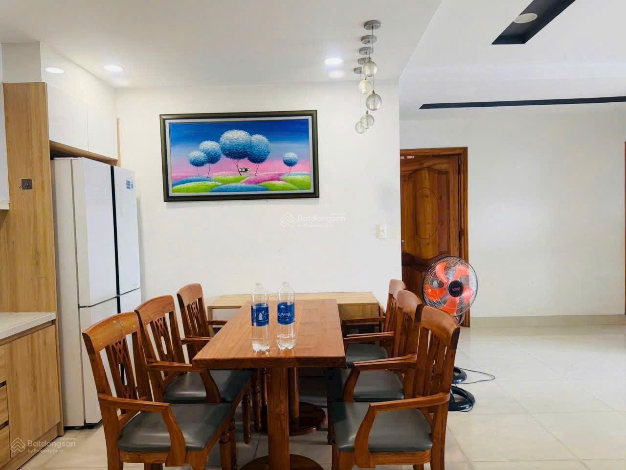 Bán căn hộ Gold View căn góc DT 94m² 2PN 2 WC giá 8,4 tỷ (bao toàn bộ thuế phí). LH 0866 688 *** Bán căn hộ Gold View căn góc DT 94m² 2PN 2 WC giá 8,4 tỷ (bao toàn bộ thuế phí). LH 0866 688 ***