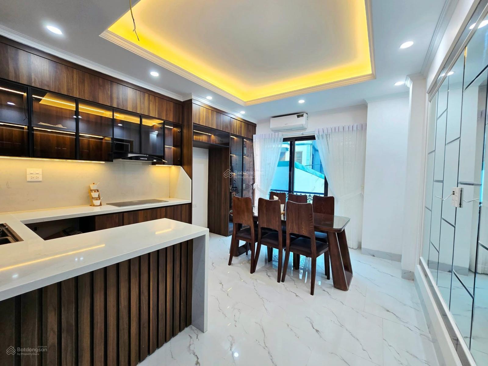 Đẹp quá! Ngoại Giao Đoàn, Xuân Đỉnh, ô tô, lô góc, thang máy, mới tinh, ngõ thông, 42m2x5T