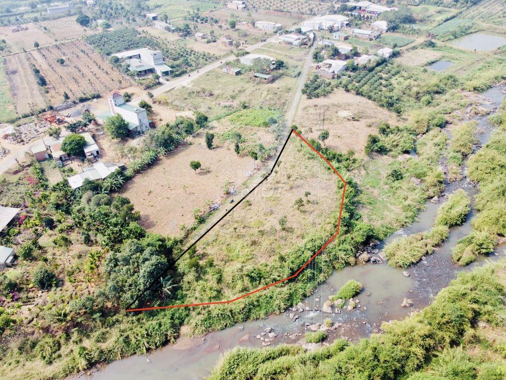 Chính chủ bán gấp lô đất gần 2 sào, view sông Chính chủ bán gấp lô đất gần 2 sào, view sông