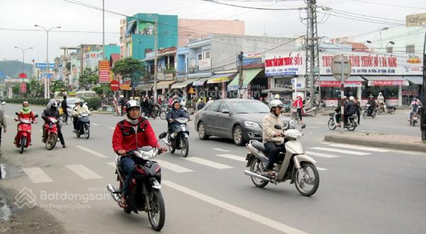 640m2 mặt tiền Tôn Đức Thắng . Mặt tiền lên đến 22m . Giá bán 66 tỷ 600