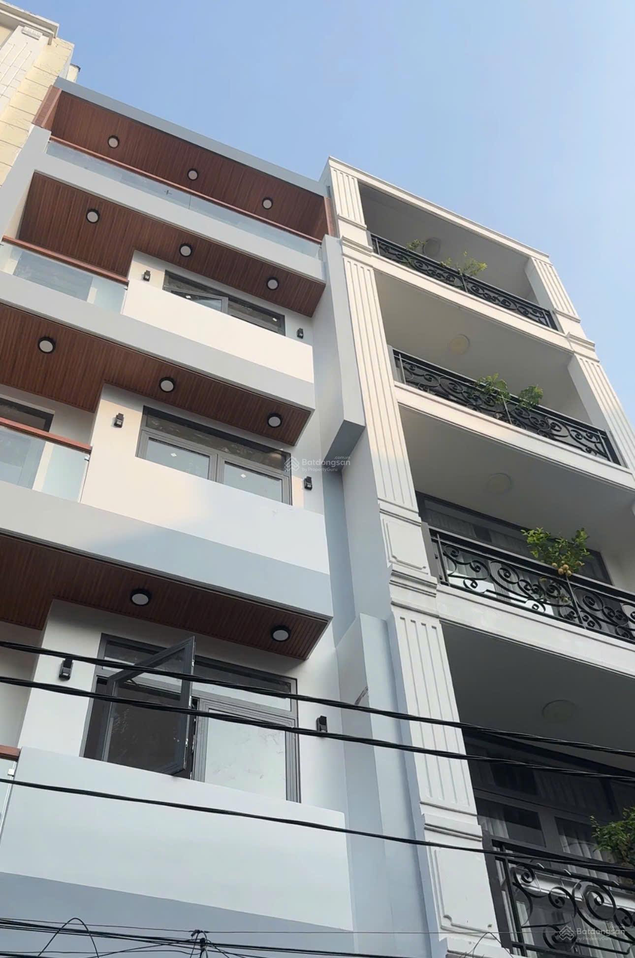 Siêu phẩm CHDV mới ra lò đường Cửu Long, TB. (4,5x15m), 5 tầng TM, thu nhập 80tr/1th. Giá 19,5 tỷ