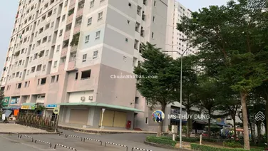 Cần bán suất thanh lý HQC Plaza tầng 12 có DTSD 50m2 gồm 2PN. LH 0909 456 ***