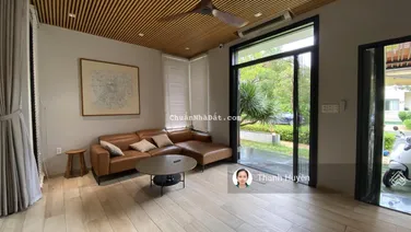 Cho thuê biệt thự Lucasta Khang Điền, full nội thất đẹp đường rộng 20m
