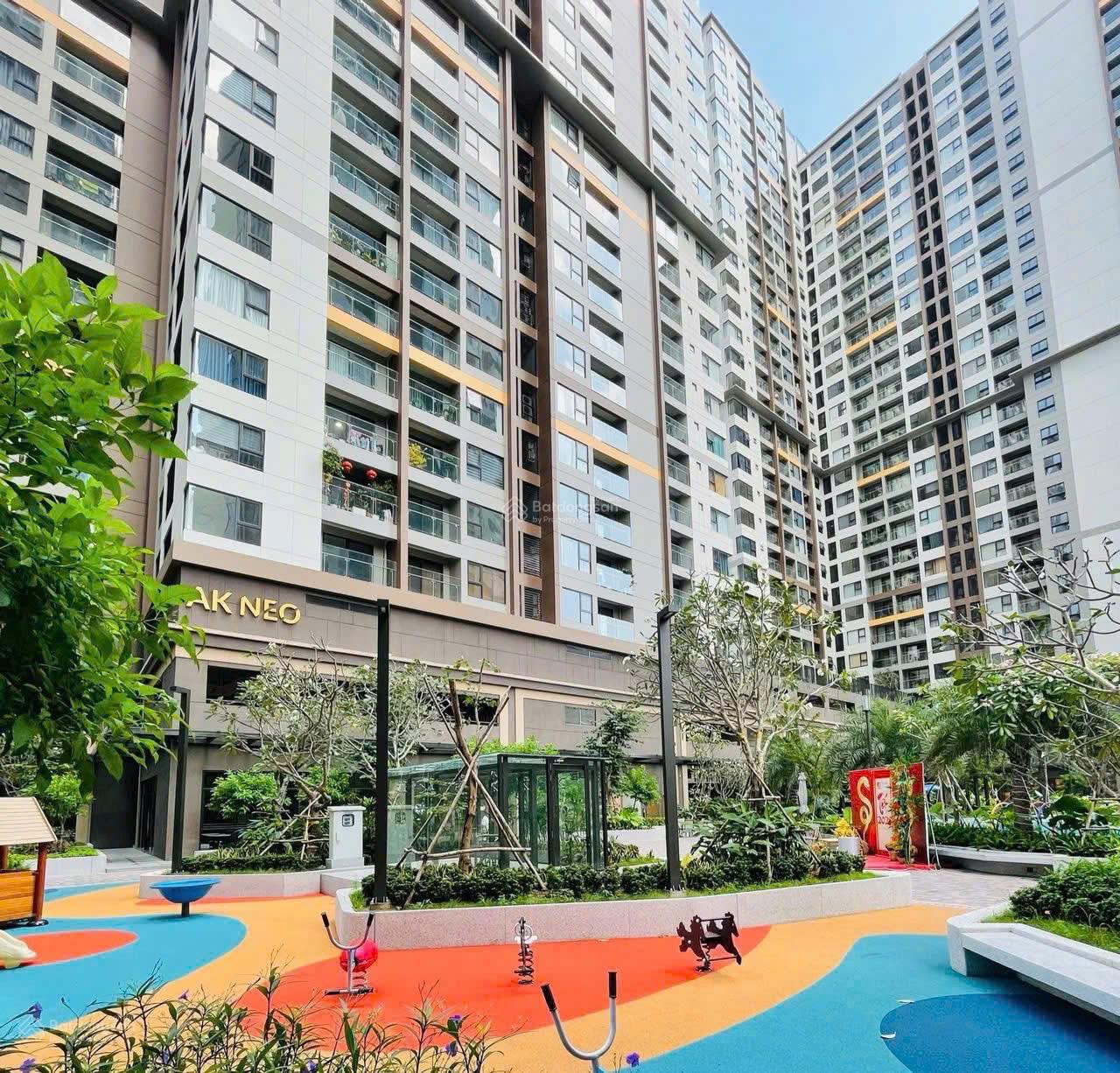 Chính chủ kẹt tiền bán gấp NEO 79m2 2PN/2WC giá chỉ 5.050 tỷ full nội thất sỗ sẵn.LH: 0979 885 ***