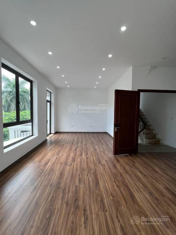 Cho thuê Nhà MP TRUNG HÒA - CẦU GIẤY, 85m2 x 5T, MT:6m. Vị trí đẹp, KD thuận tiện, Ôtô đỗ thoải mái