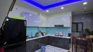 Kế Vincom - xe hơi ngủ nhà! Bán nhà HXH thông Nguyễn Xí - Nơ Trang Long (4x12m) - 3 tầng đẹp ở ngay