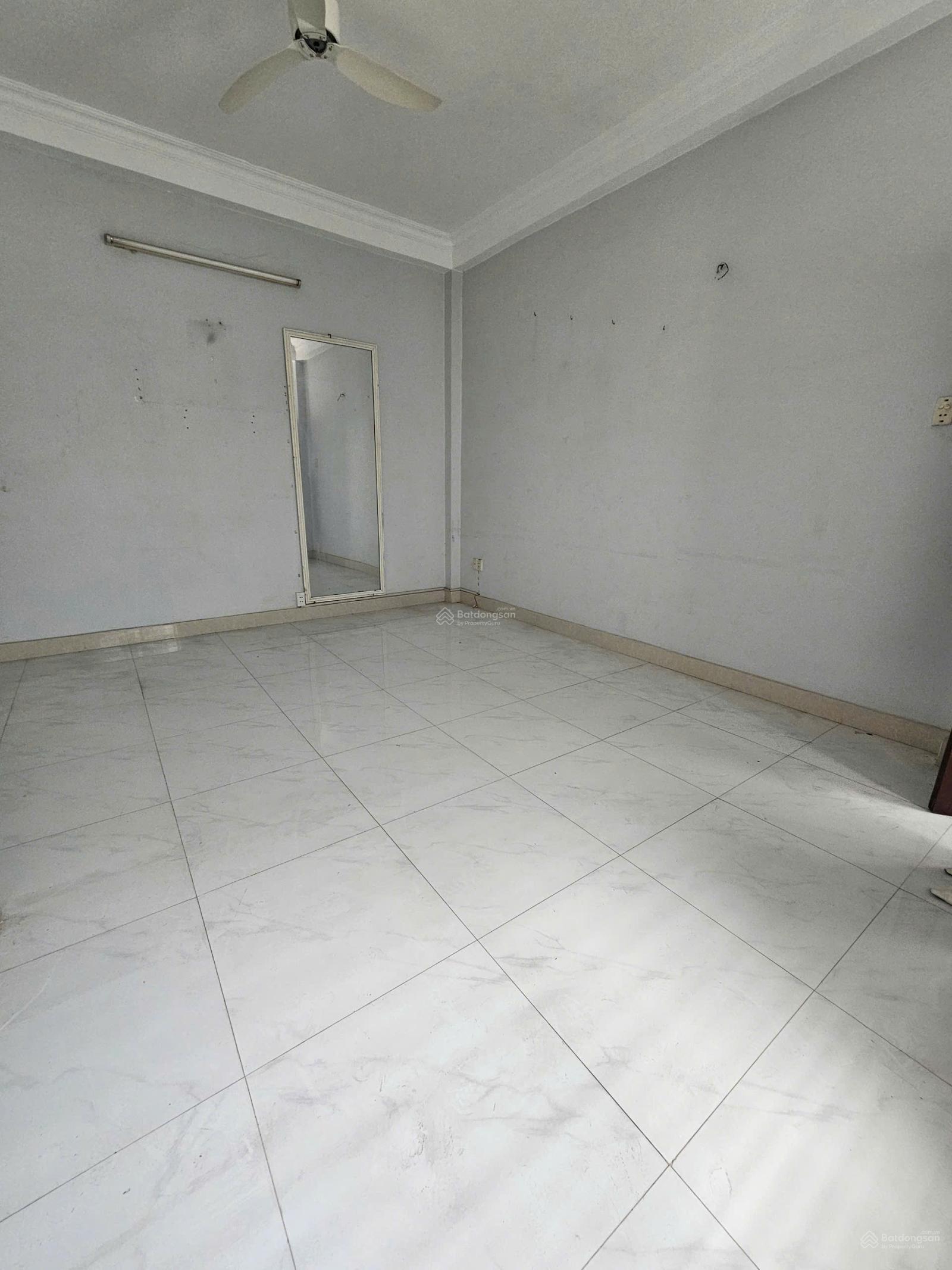 12,5 tỷ Nhà phố Khu Trần Não, Quận 2 - An ninh, yên tĩnh, bảo vệ 24/24, Có chỗ đậu ô tô, Sổ hồng