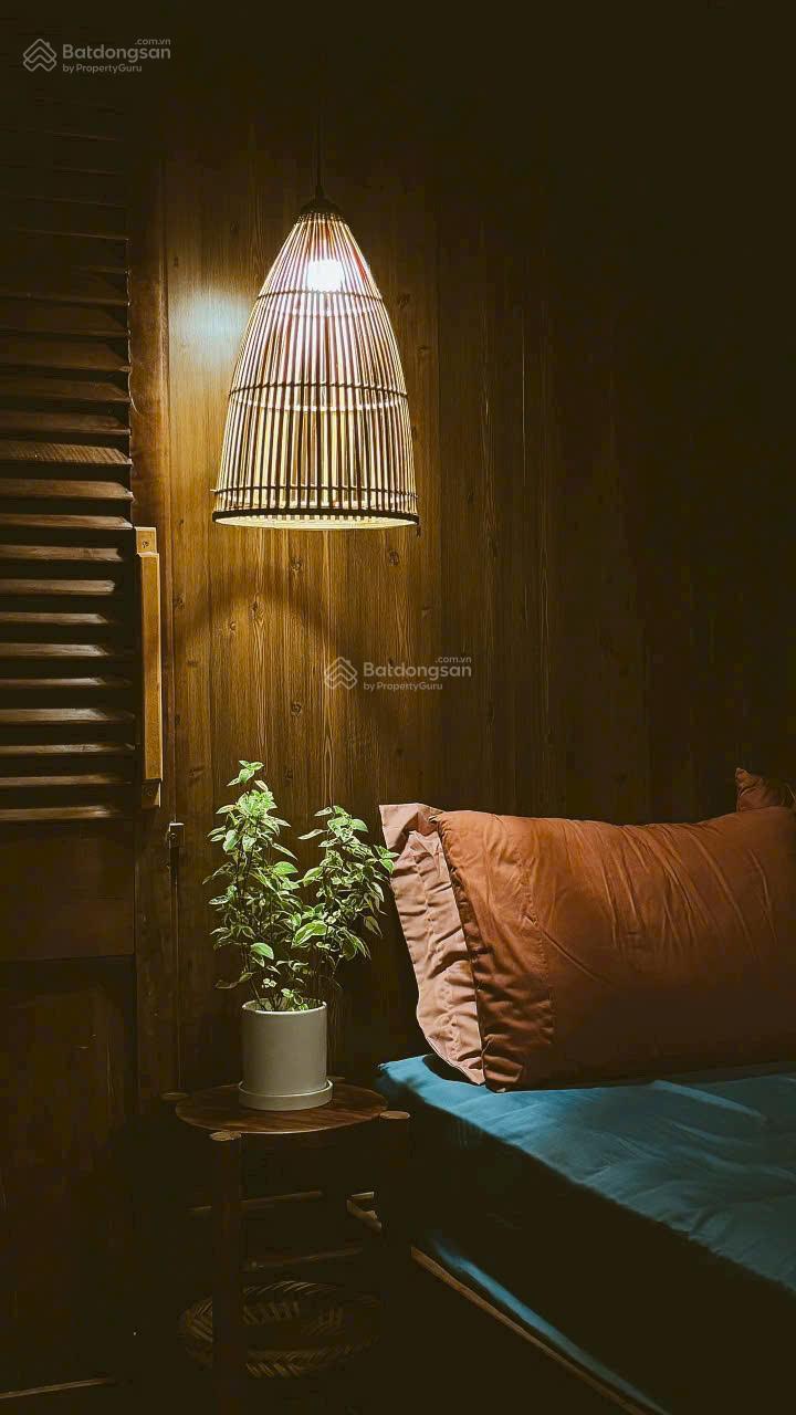 Bán đất, tặng nhà gỗ. DT: 133,5m2, chỉ 6.1 tỷ. LH: 0902,746.319