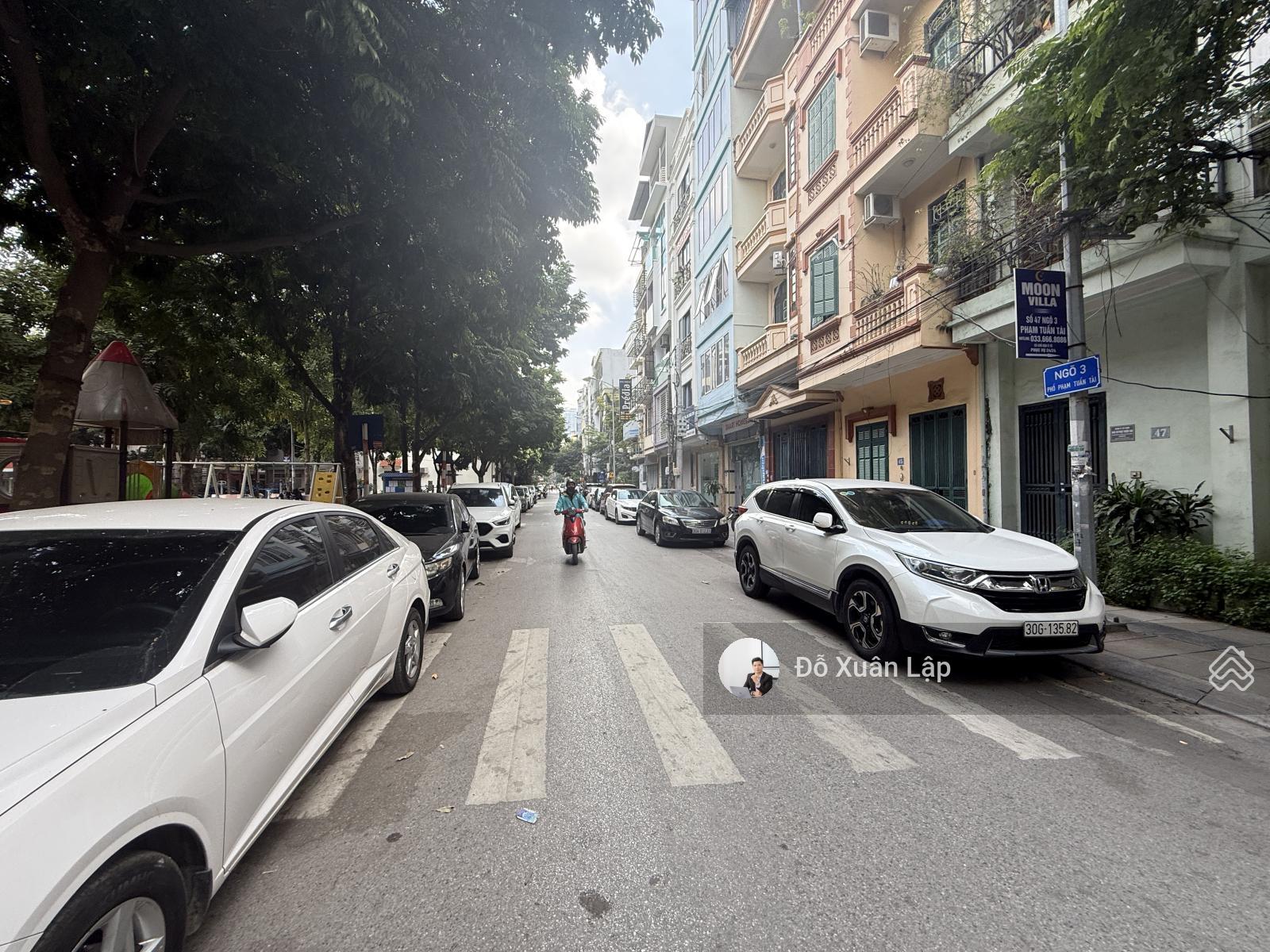 Bán đất lô góc ngõ 61 Phạm Tuấn Tài, 2 ô tô tránh, vỉa hè 2 bên, kinh doanh cafe. DT 55m2*21,5tỷ