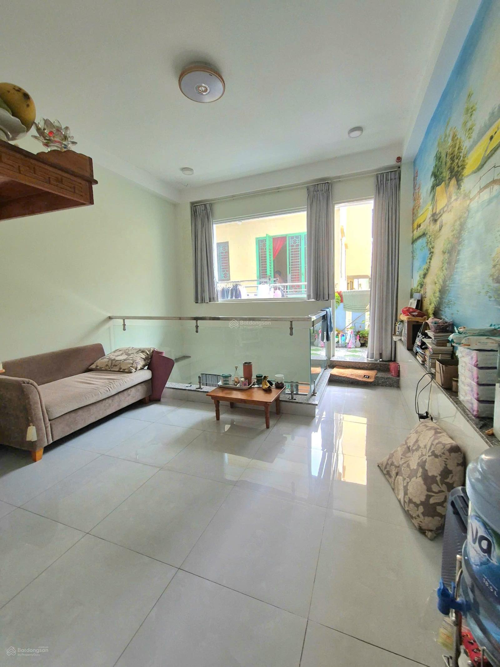 Nhà hẻm 43/ Đông Hồ F8 Tân Bình, 4.2x12m, 4 tầng, giá 7.5 tỷ TL