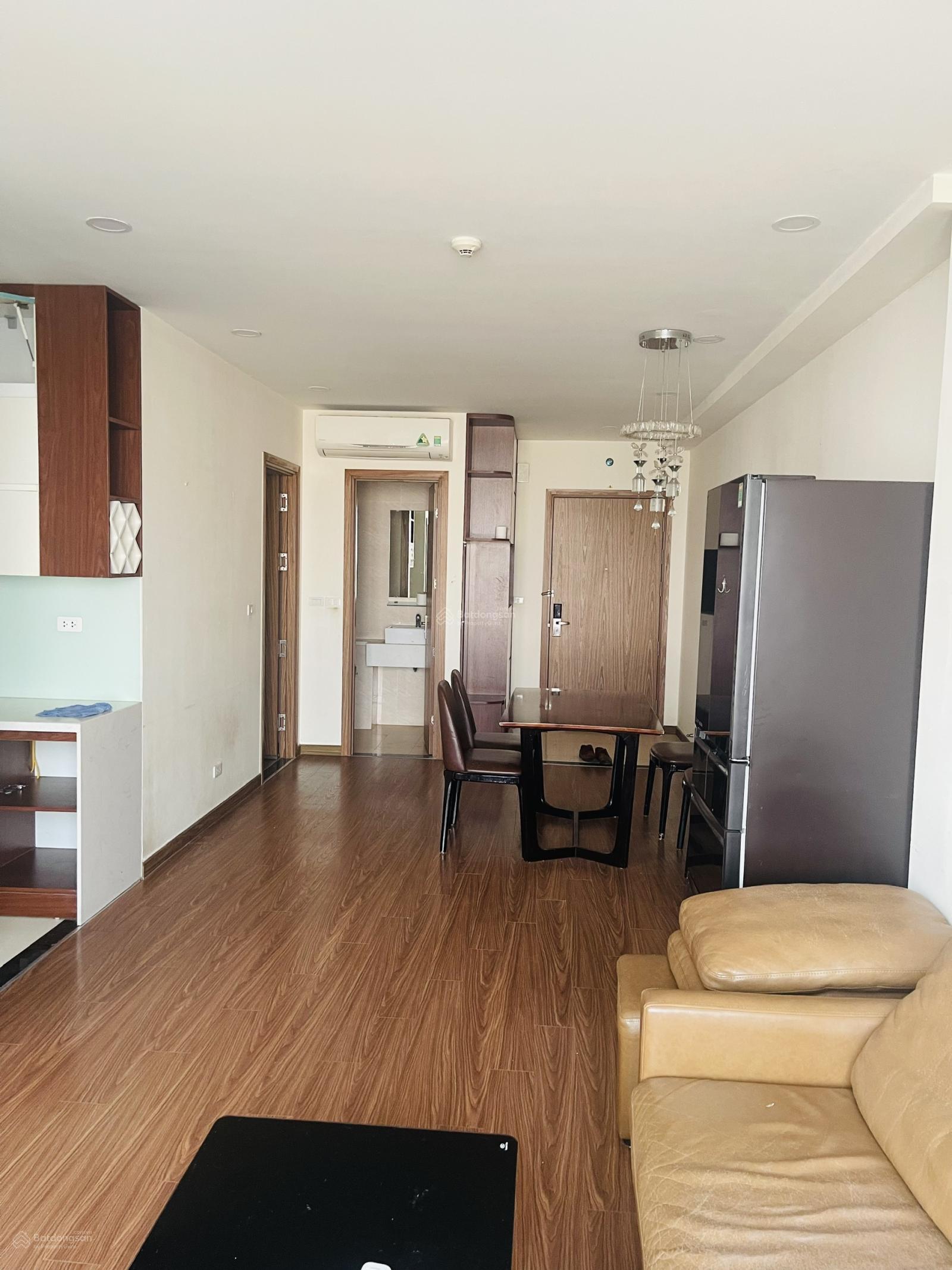 Cho thuê gấp căn Eco Green 76.1m2, 2pn 2vs full nội thất mới đẹp, thoáng mát giá 12tr