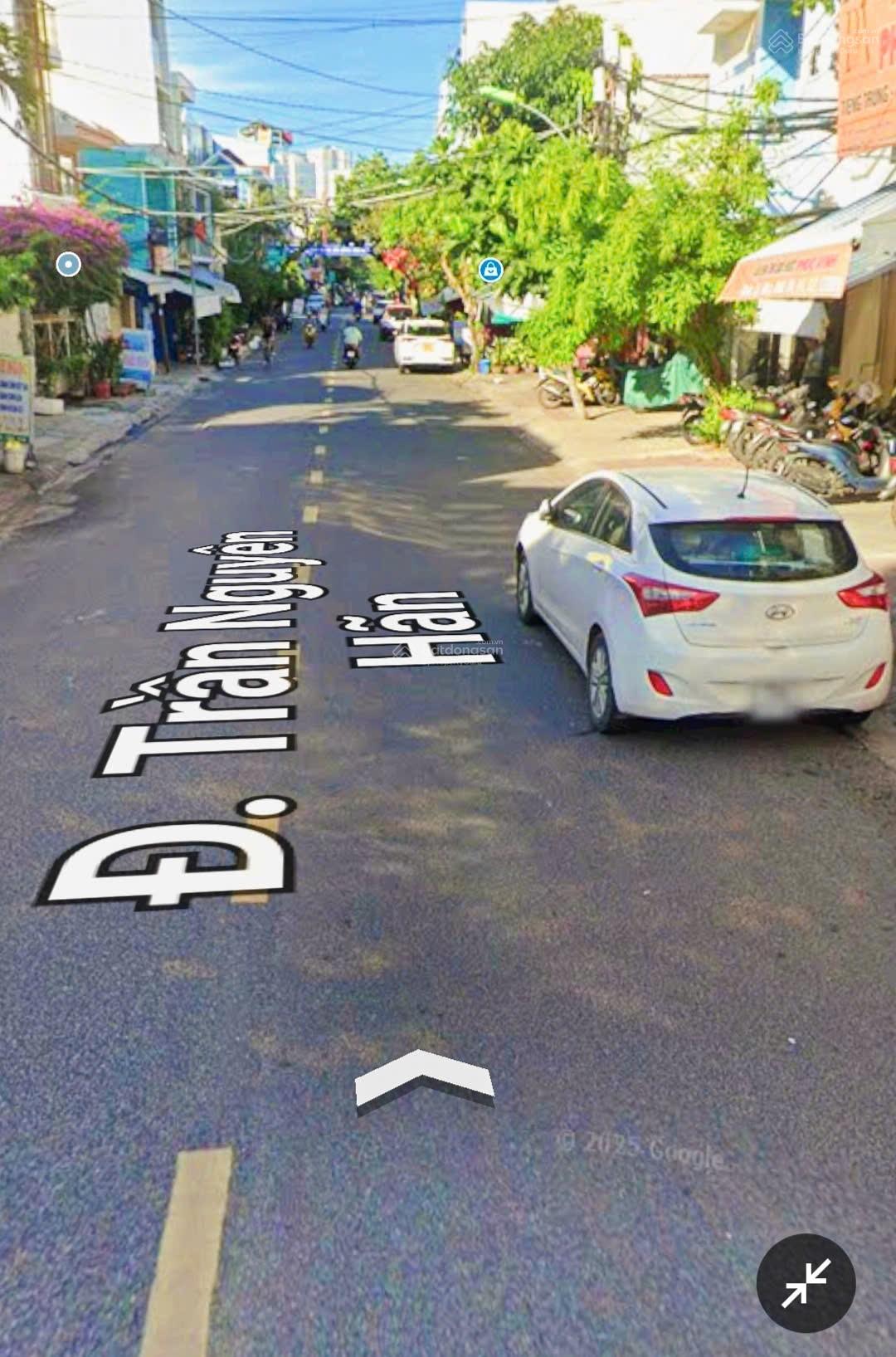 Góc 2 mặt thoáng, nhà 1,5 tầng Trần Nguyên Hãn, sát Trần Nhật Duật. Giá: 7,3 tỷ