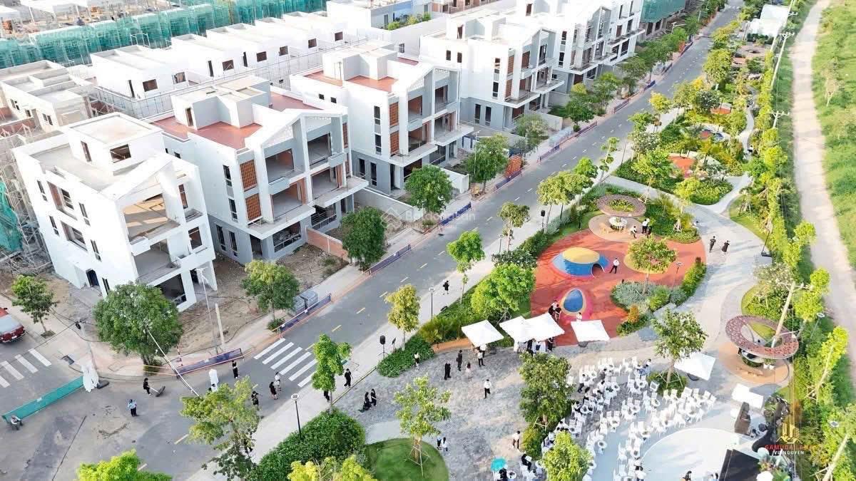 [ Siêu Đẹp ] Căn Villa Góc - 2 mặt tiền - The Meadow , 265m2, 8x20, Giá 17.5tỷ full Vat