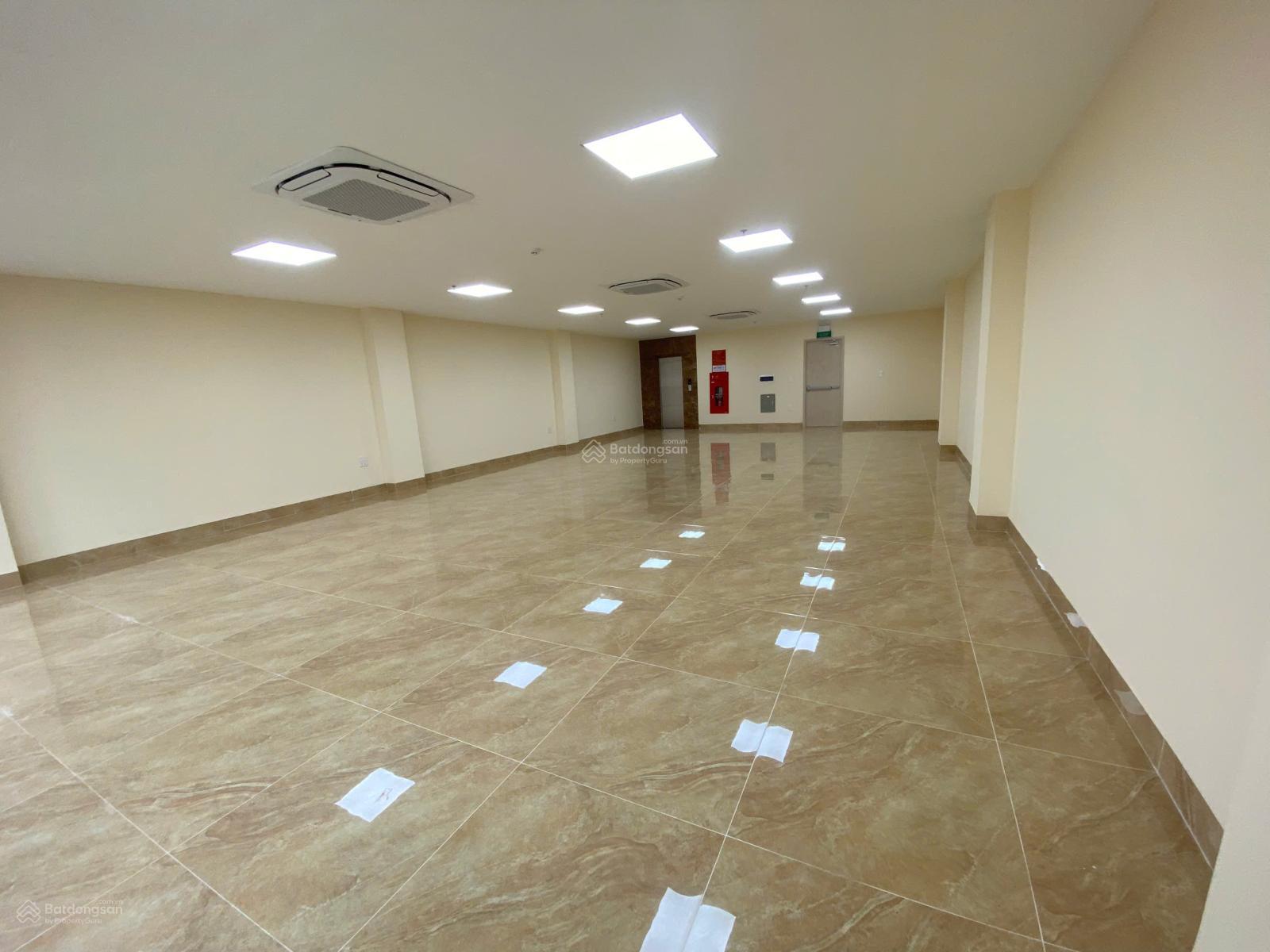 Cho thuê nhà Hồ Tùng Mậu - Cầu Diễn. DT 145m2, 7 tầng 1 Hầm, Thang máy, ĐH âm trần. PCCC đạt chuẩn Cho thuê nhà Hồ Tùng Mậu - Cầu Diễn. DT 145m2, 7 tầng 1 Hầm, Thang máy, ĐH âm trần. PCCC đạt chuẩn