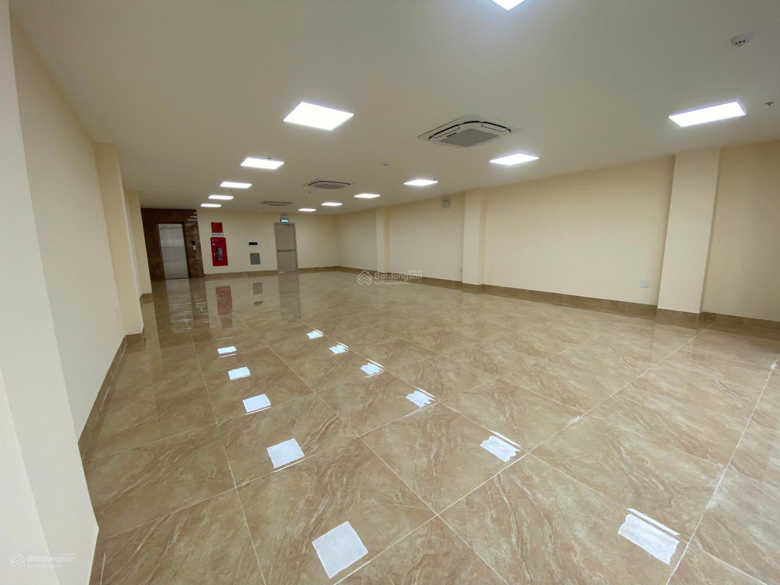 Cho thuê nhà Hồ Tùng Mậu - Cầu Diễn. DT 145m2, 7 tầng 1 Hầm, Thang máy, ĐH âm trần. PCCC đạt chuẩn Cho thuê nhà Hồ Tùng Mậu - Cầu Diễn. DT 145m2, 7 tầng 1 Hầm, Thang máy, ĐH âm trần. PCCC đạt chuẩn