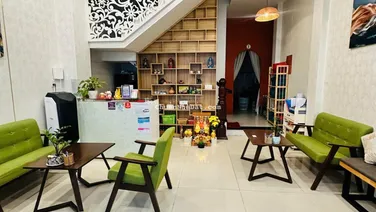 Cho thuê nhà hẻm sát Nguyễn Thị Minh Khai. Diện tích: 65 m2 - phù hợp làm spa, văn phòng