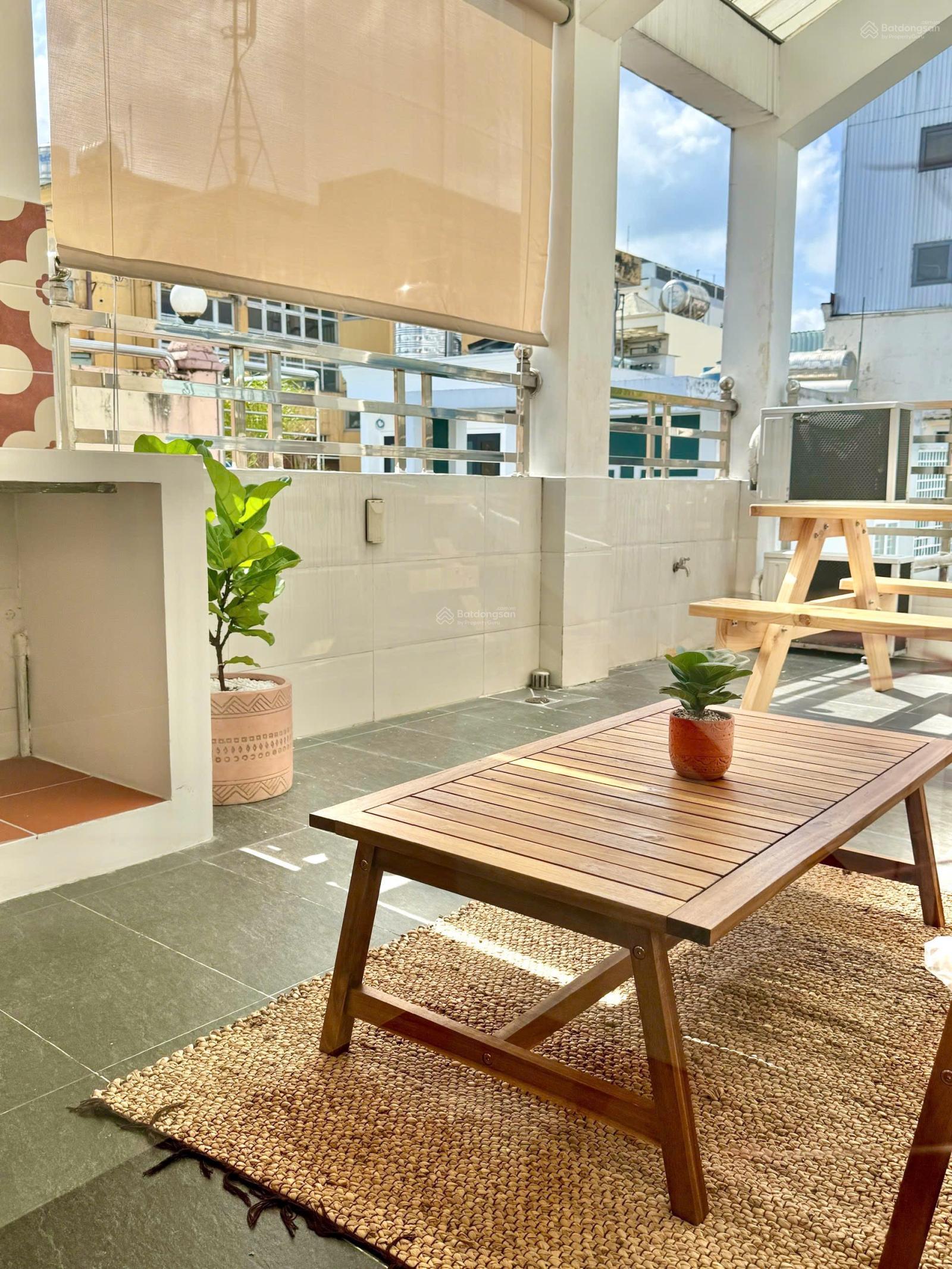 Chỉ 9,8 tỷ có ngay nhà MT khu Phan Đăng Lưu, PN - 4,5x10m sẵn 5 tầng , 0925 049 ***