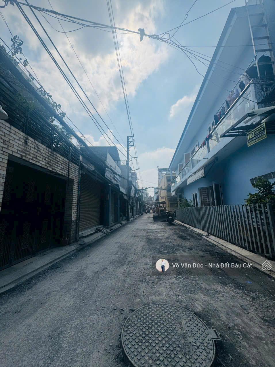 Nhỉnh 100tr/m2 - giảm 2 tỷ - bán nhanh siêu phẩm 2 mặt hẻm 8m đường Âu Cơ - Tân Bình. DT 7.5x20m