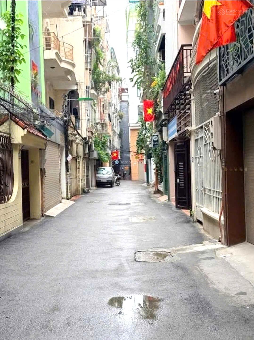 Bán nhà mặt ngõ thông ô tô KD - Quận Cầu Giấy - 45m2 - 4T - gần phố - full nội thất ở ngay