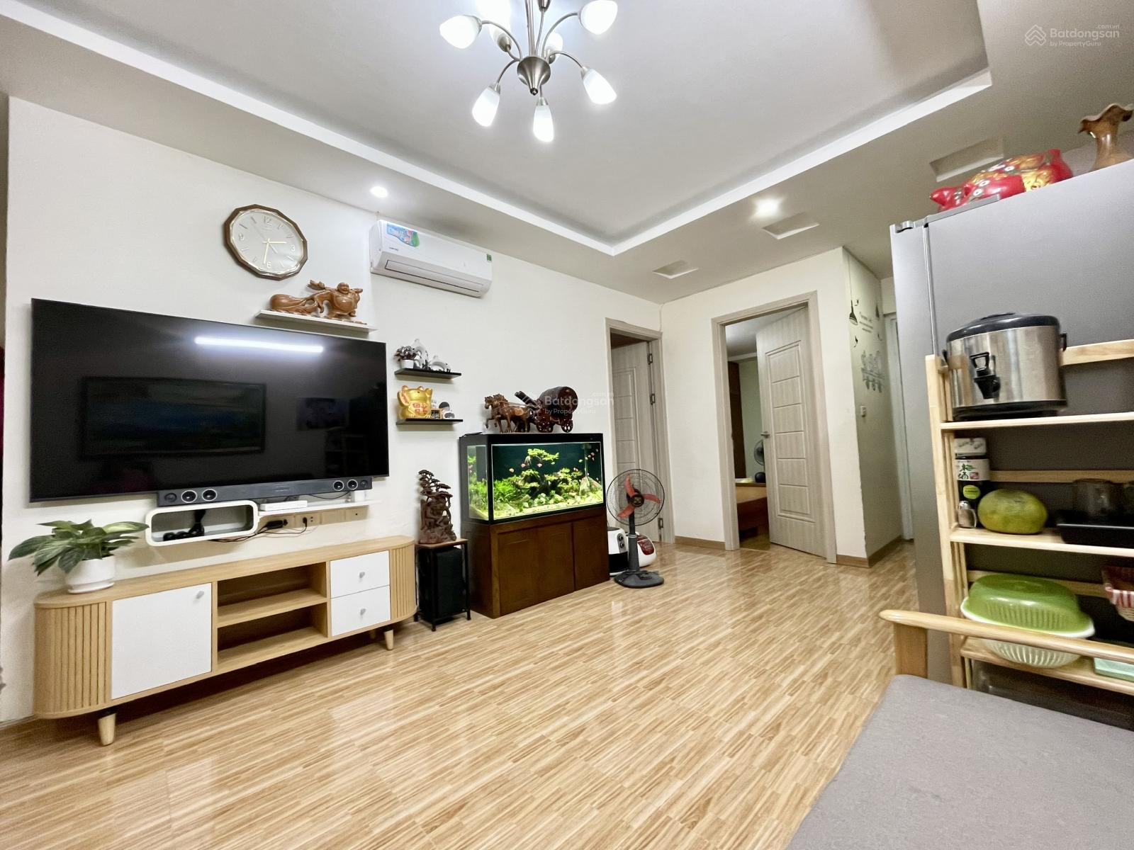 Chính chủ bán căn hộ chung cư Ruby City, Giang Biên, Long Biên, DT: 58 m2, 2PN 2VS, giá chỉ: 4.1 tỷ