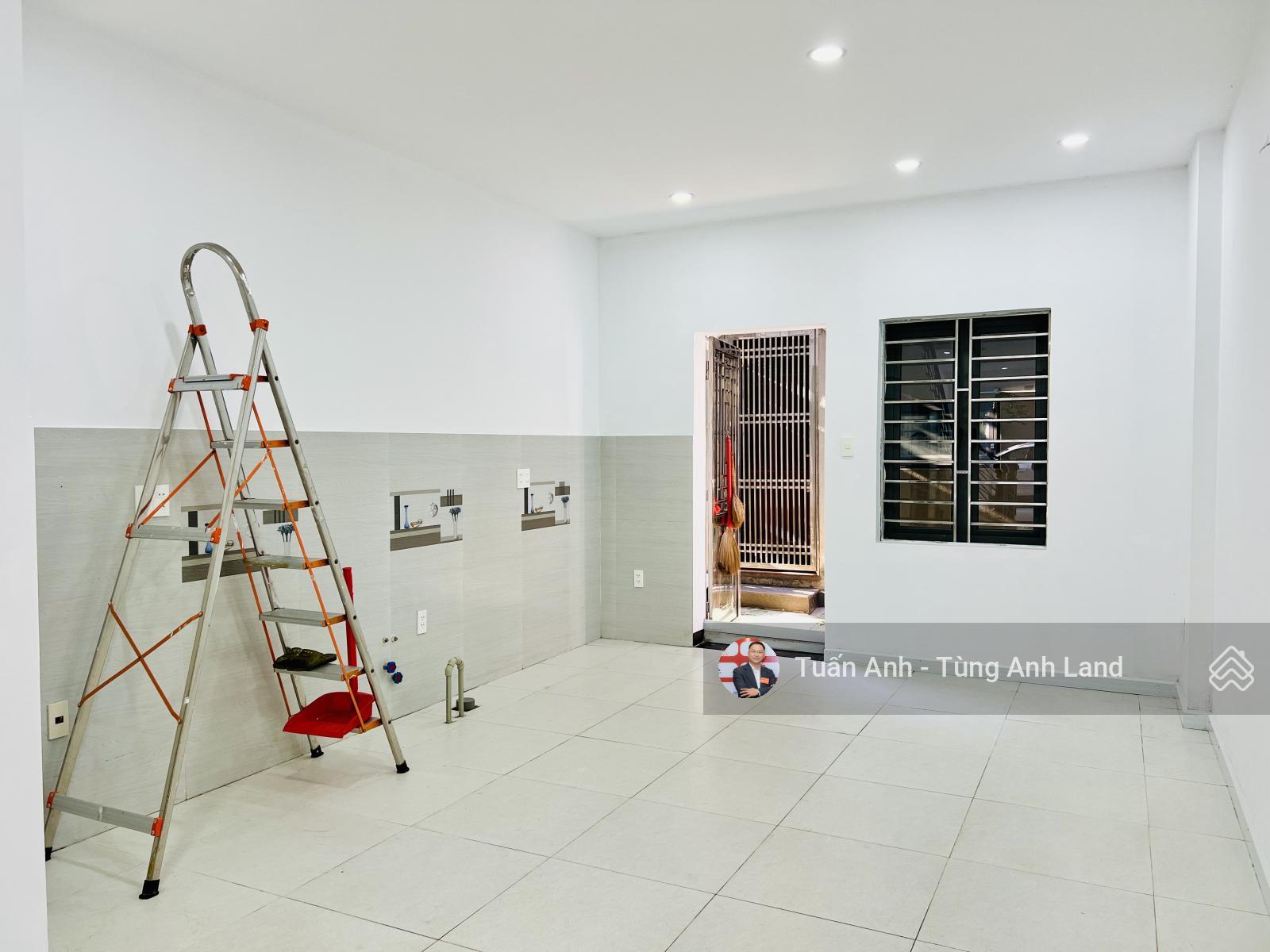 Bán nhà 60m2 cho thuê lô 16 Lê Hồng Phong