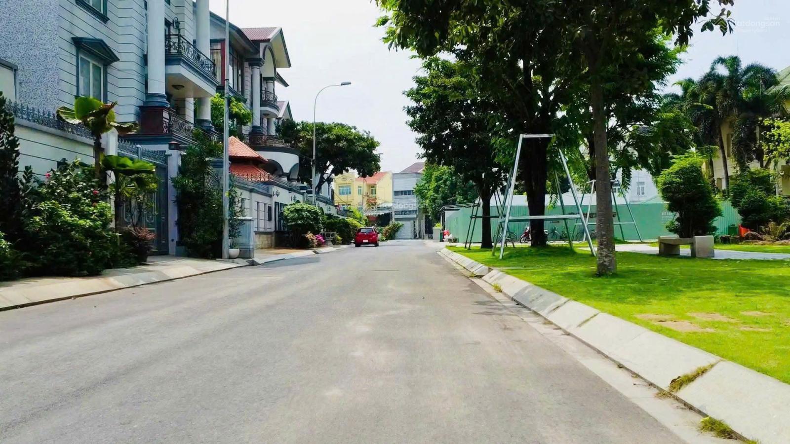 Bán lô đất Góc 2 mặt tiền Khu Compound Giang Văn Minh, An Khánh, DT 14 x 20m. Giá chỉ 51.5 tỷ Bán lô đất Góc 2 mặt tiền Khu Compound Giang Văn Minh, An Khánh, DT 14 x 20m. Giá chỉ 51.5 tỷ