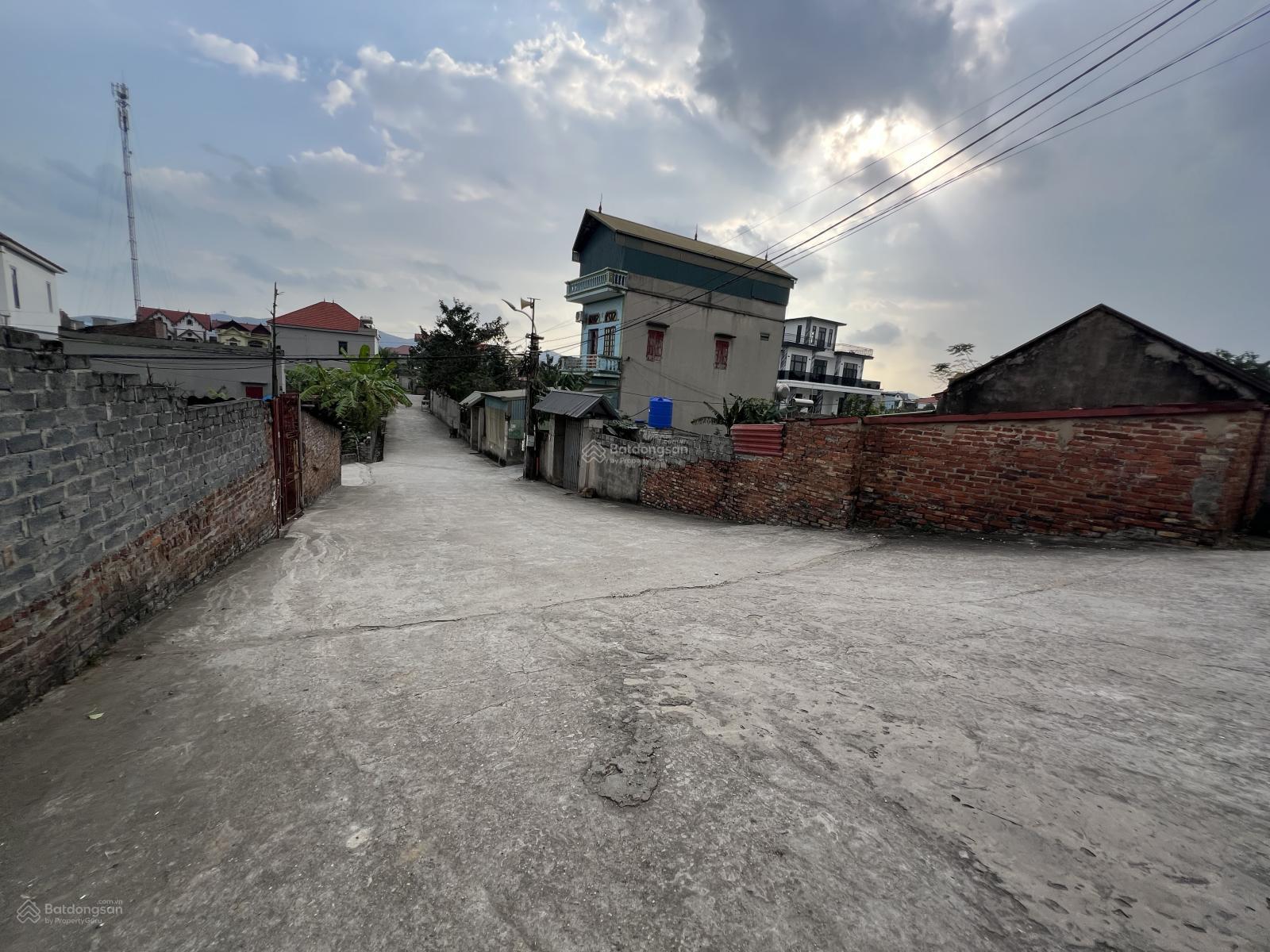 Bán đất đẹp tại Xã Tân Liễu, Yên Dũng, Bắc Giang, 1,3 tỷ, 120 m2 mặt tiền 6 m. Đường liên xã