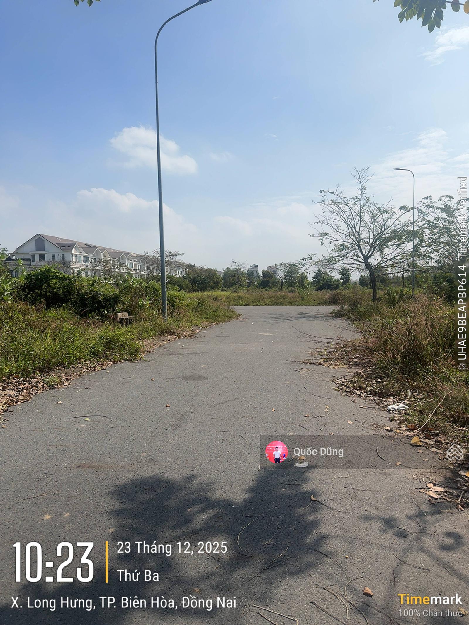 Cần bán lô đất khu 6 tại KĐT Long Hưng: DT 6x19m(114m2) đường 12m, sổ hồng riêng 33.5t/m2 TL