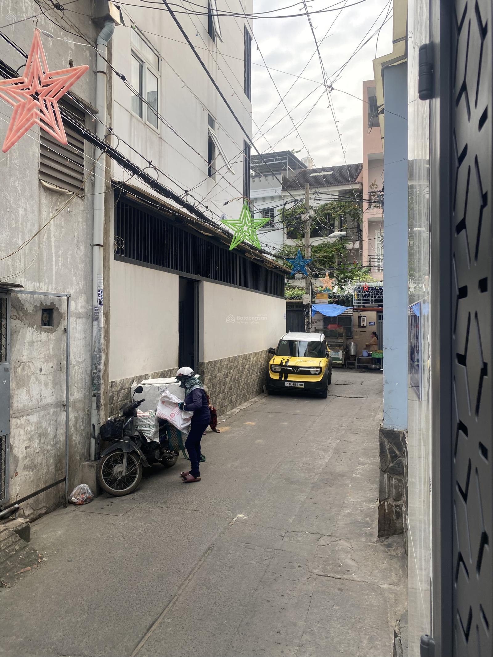 Bán nhà phố khu Phan Xích Long - 36m2. Giá 6,95 tỷ - ô tô đỗ cửa - lô góc - LH 0934 503 ***