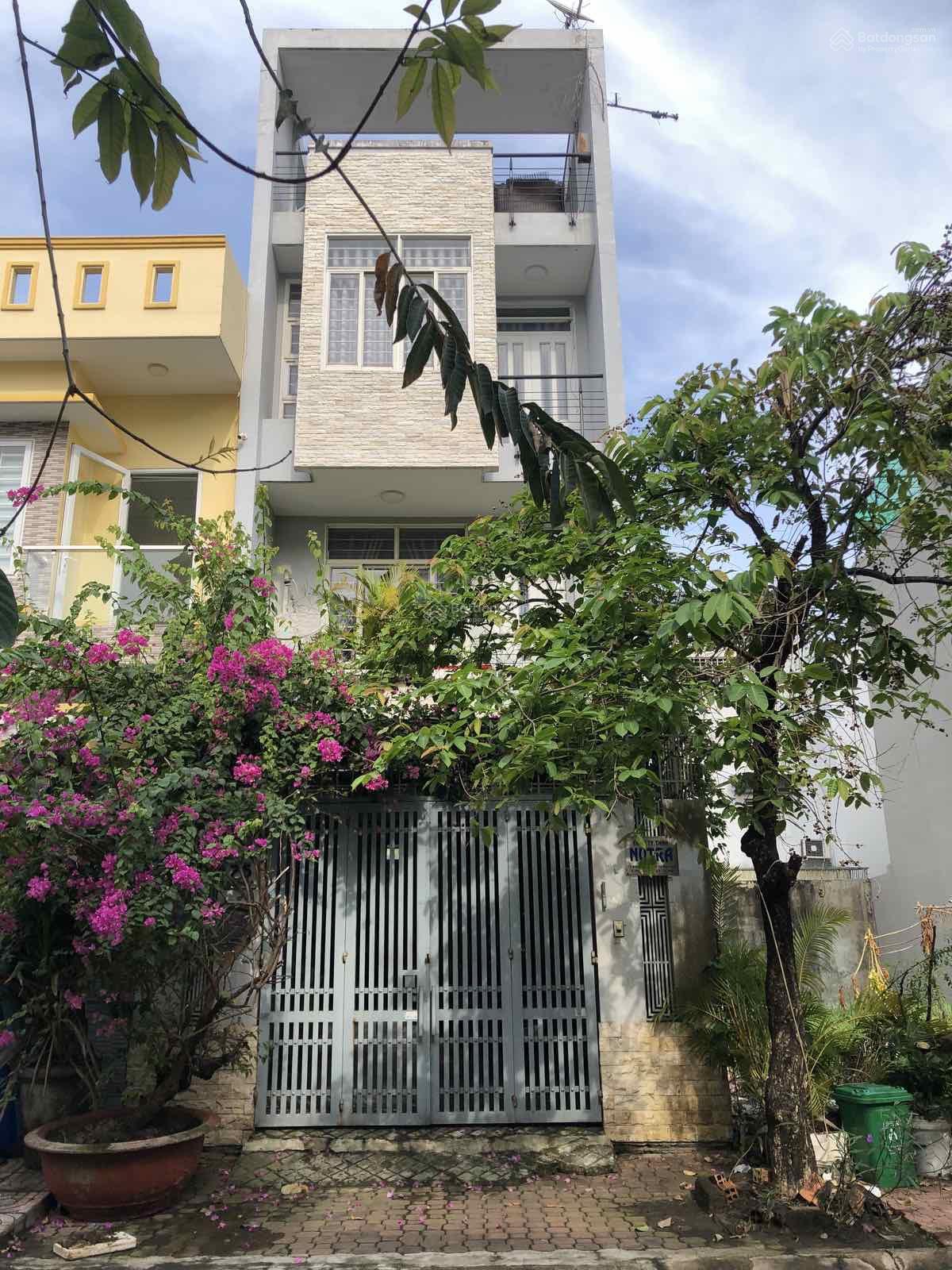 Bán căn nhà phố Khu dân cư Nam Long phường Phước Long B, Quận 9 cạnh khu Global City