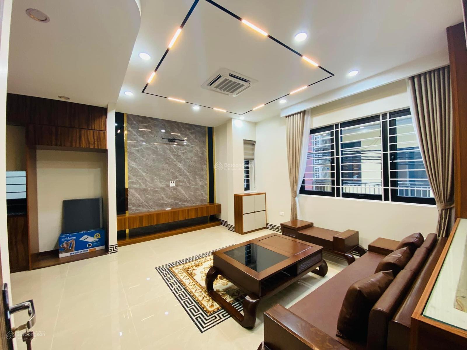 Văn Cao, ngõ ô tô, gần ngay phố, ngõ thông, nhà đẹp, ở ngay, 2 thoáng, full đồ 41m2x5T