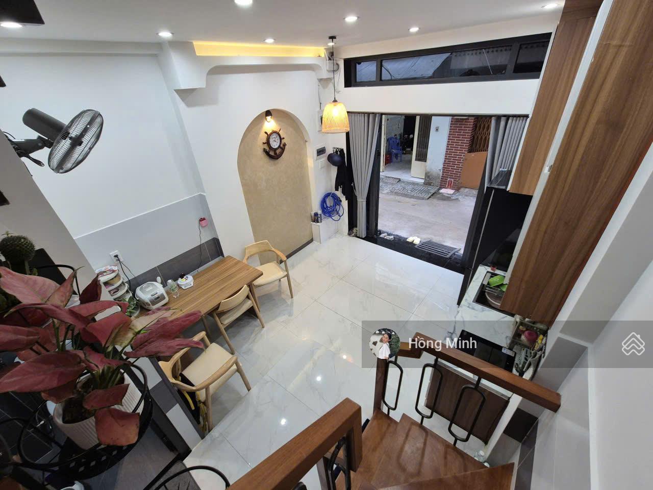 Bán nhà Hẻm 3/2, Quận 10 - Gần Chợ Hoa Hồ Thị Kỷ - DT 5x5m - 3 tầng - Vào ở liền - Giá 4.79 tỷ