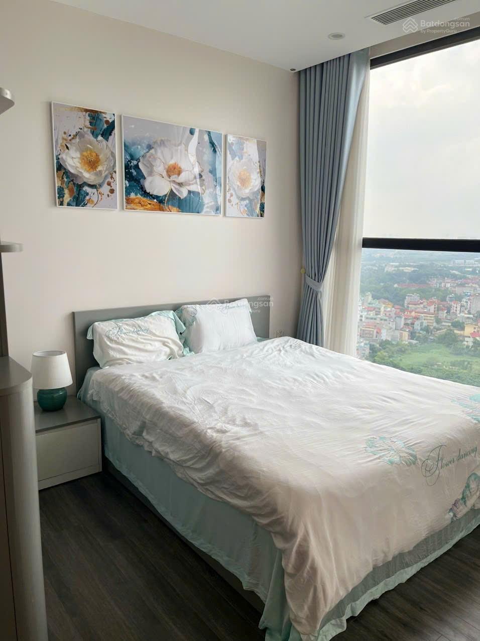 Căn góc 3PN toà R103 view hồ và công viên, chủ cần bán gấp Căn góc 3PN toà R103 view hồ và công viên, chủ cần bán gấp