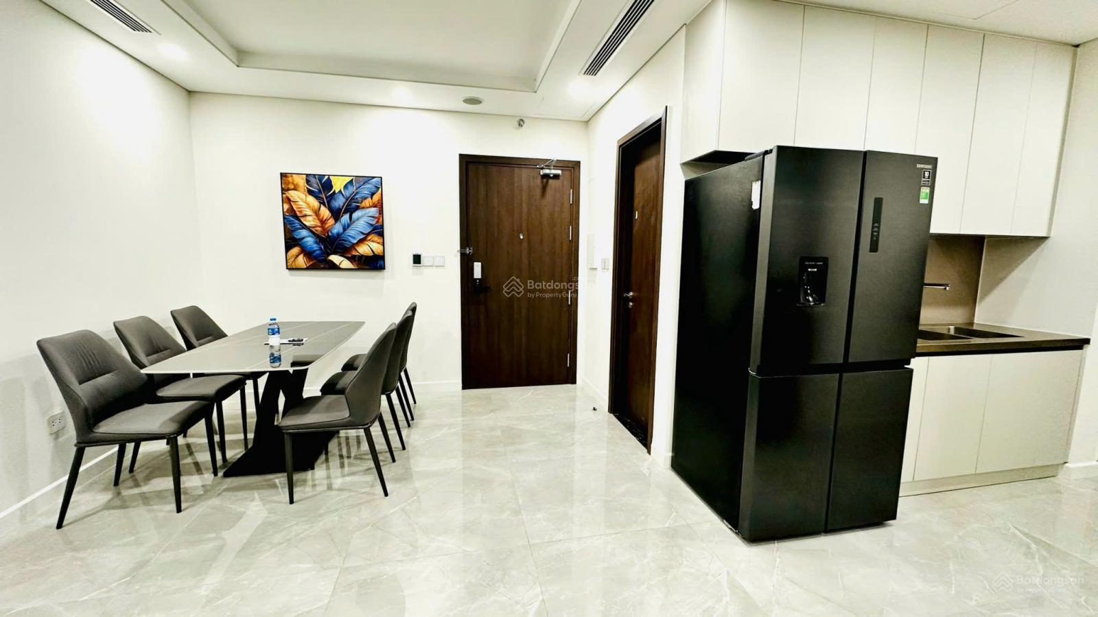 Chính chủ cho thuê căn hộ 2PN đầy đủ nội thất chung cư Sunshine Iconic Phúc Đồng, giá 14tr/tháng