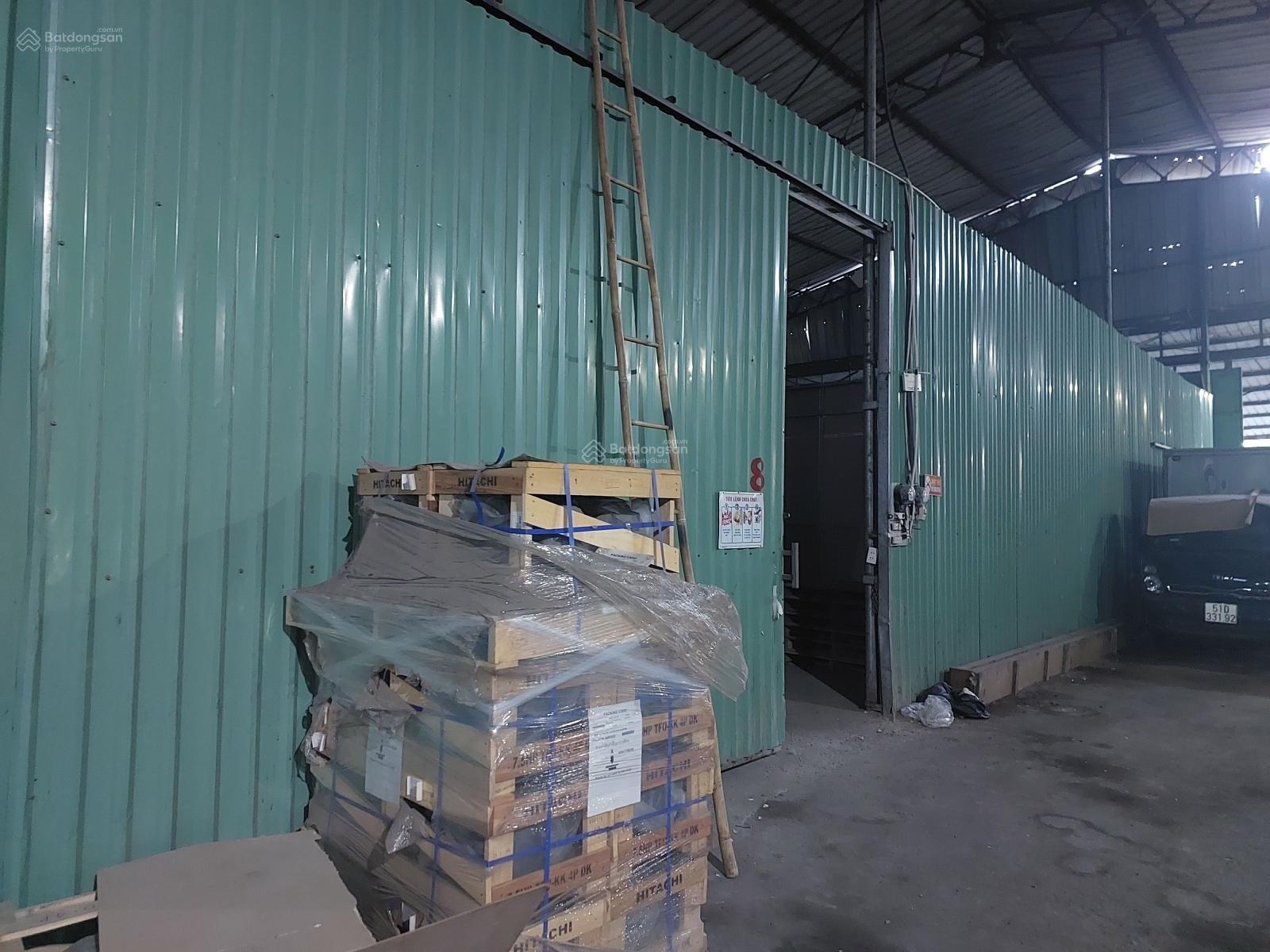Cho thuê kho quận 7 DT 150m2 xe cont vào ban ngày