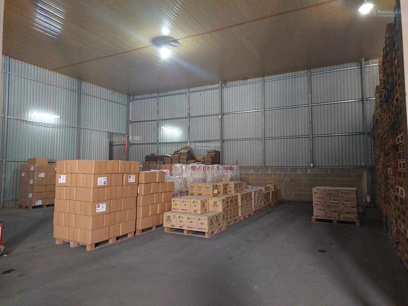 Cho thuê kho quận 7 DT 150m2 xe cont vào ban ngày