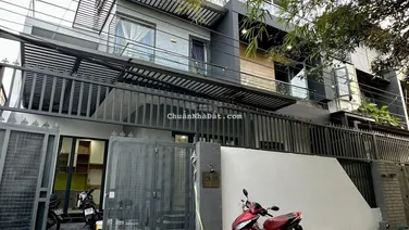 Biệt Thự PHÚ HOÀ -Giáp Chợ Bình Điềm , Trường Đại học TDM chỉ 500m - 1 xẹt Lê Hồng Phong cách 50m