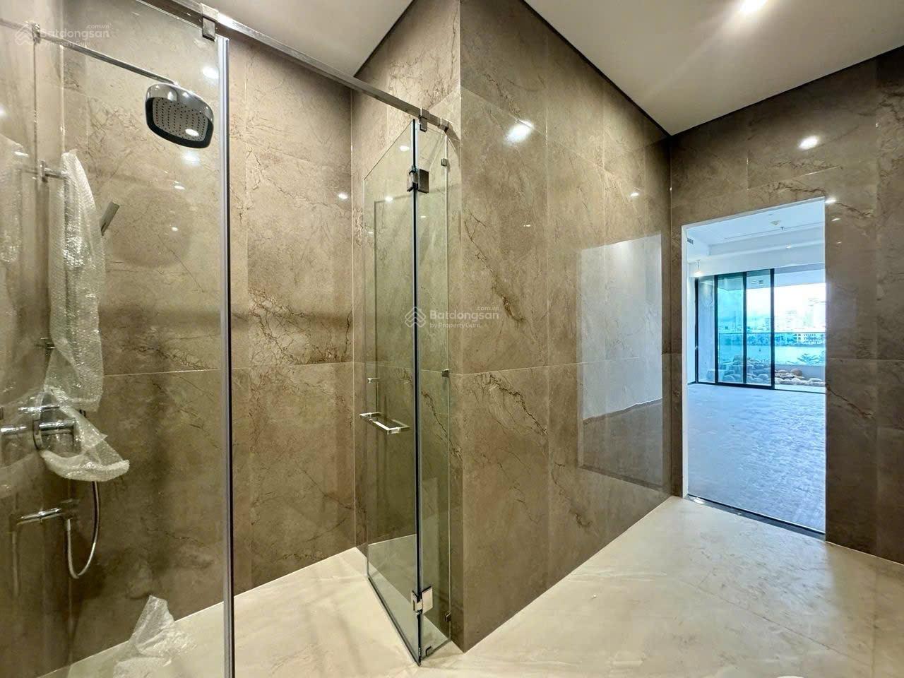 Bán pool villa tại The River Thủ Thiêm 398m2 giá chỉ 170 tỷ all in, sẵn sổ, sẵn hợp đồng thuê Bán pool villa tại The River Thủ Thiêm 398m2 giá chỉ 170 tỷ all in, sẵn sổ, sẵn hợp đồng thuê