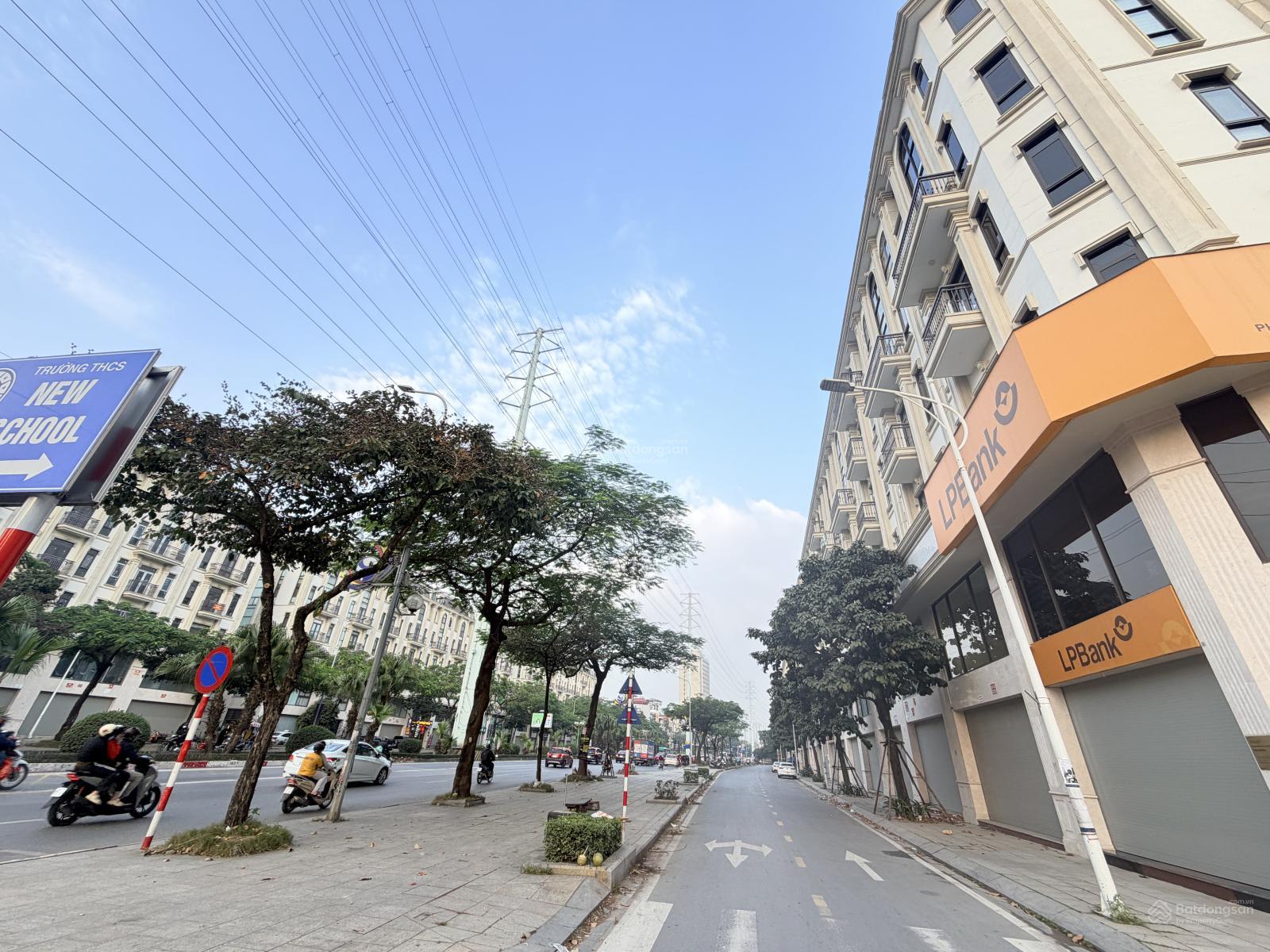 Bán gấp lô góc Him Lam Vạn Phúc - mặt đường Tố Hữu - 105m2, MT: 30m, siêu kinh doanh - 60 tỷ