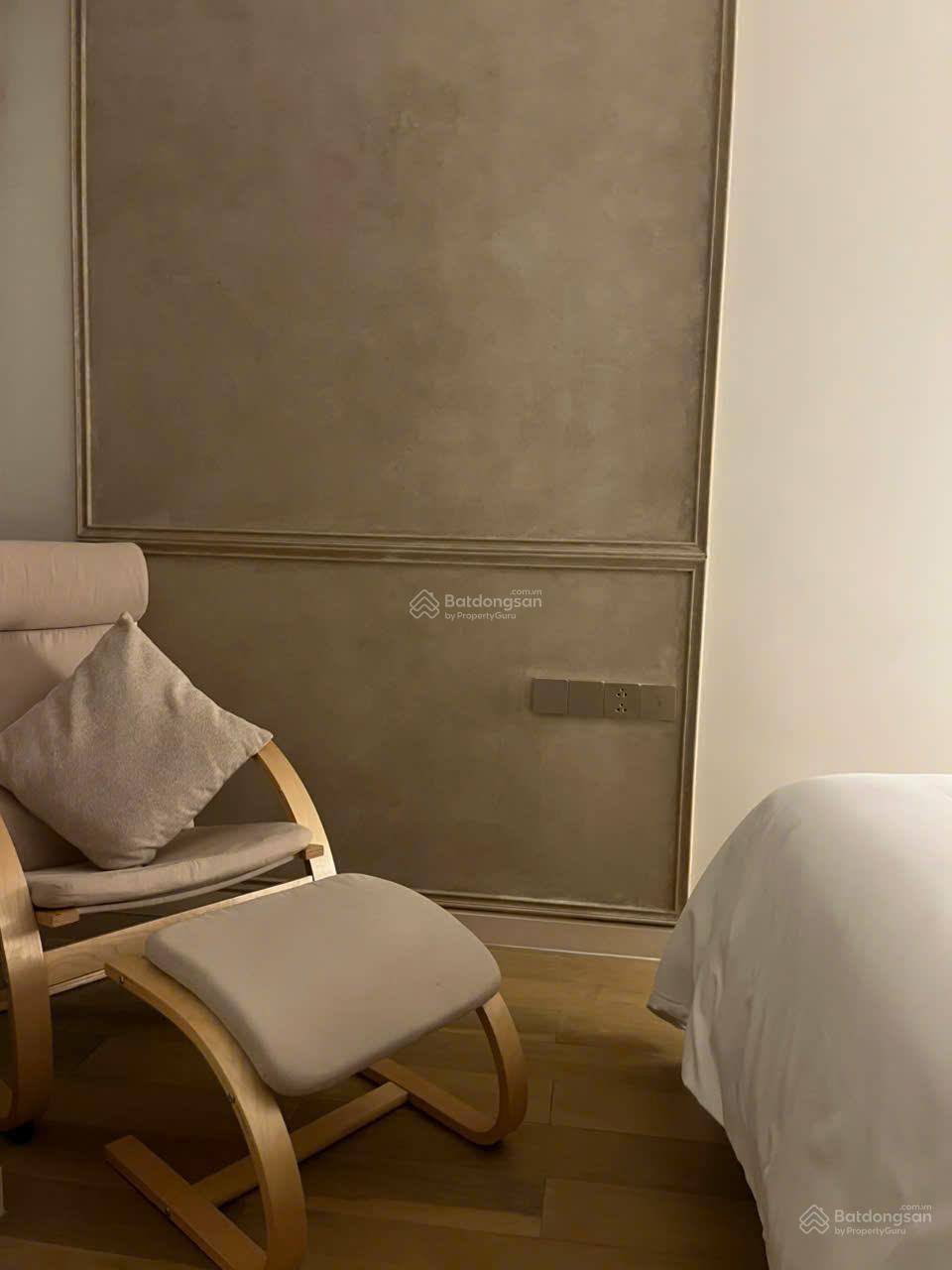 Cần bán 2PN có sân vườn hiếm hoi 93m2, view sông và Marina IFC SG, giá 27 tỷ all in. Đã có sổ