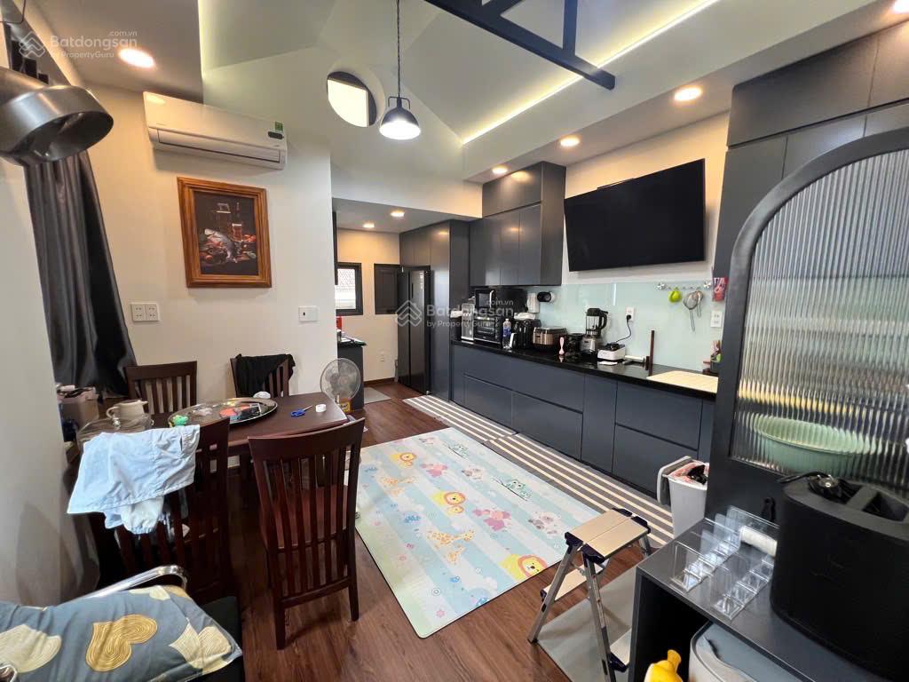 Hẻm xe hơi 6 mét Nguyễn Trọng Tuyển, Phú Nhuận 72m2 (4x18) 5 tầng + thang máy 8PN - chỉ 20.99 tỷ TL