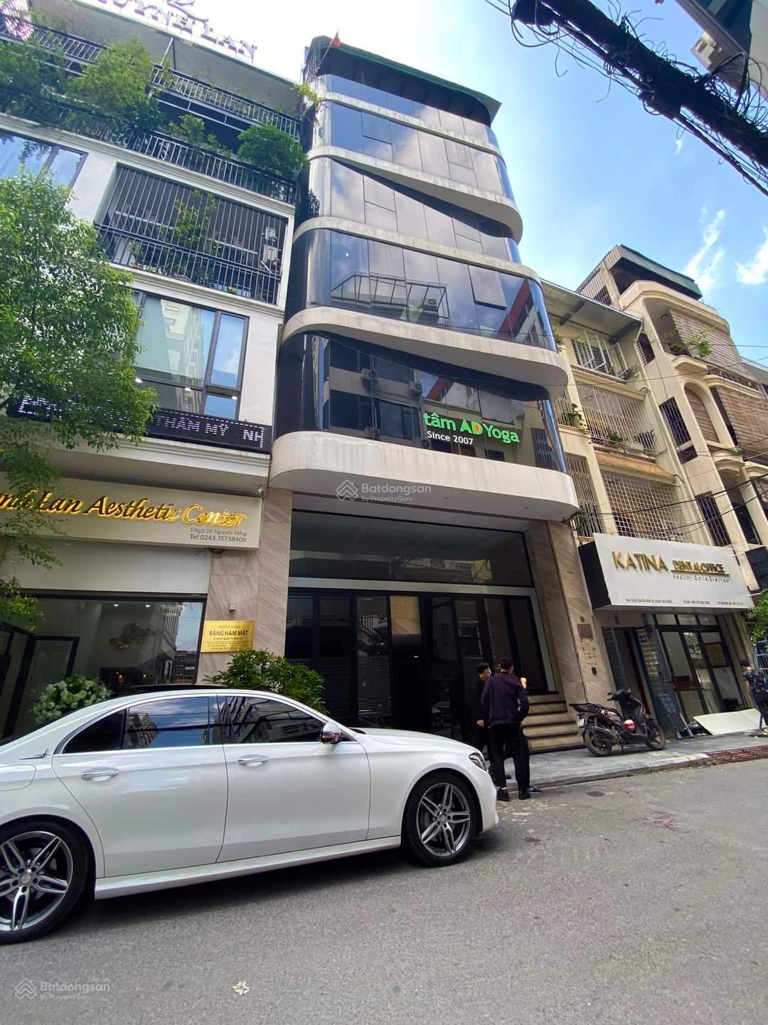 Cho thuê nhà MP Hàng Bún: 160m2 x 4 tầng, MT: 8m, nhà mới, thông sàn, nguyên căn. LH: 0974 557 ***