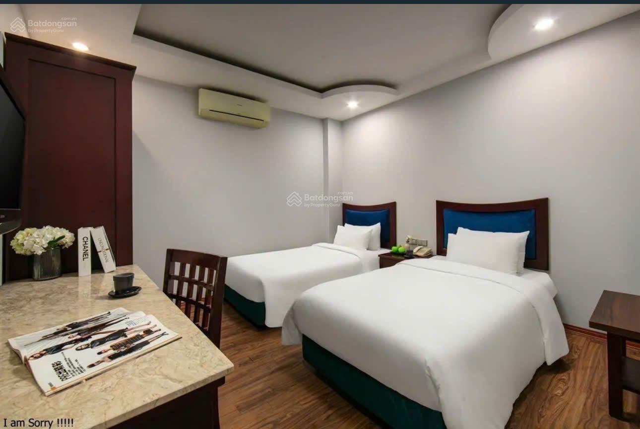 Khách sạn mặt tiền Nguyễn Thị Nghĩa, Quận 1, 7 tầng thang máy, DT 76m2 ngang 4m, SĐCC, chỉ 37 tỷ