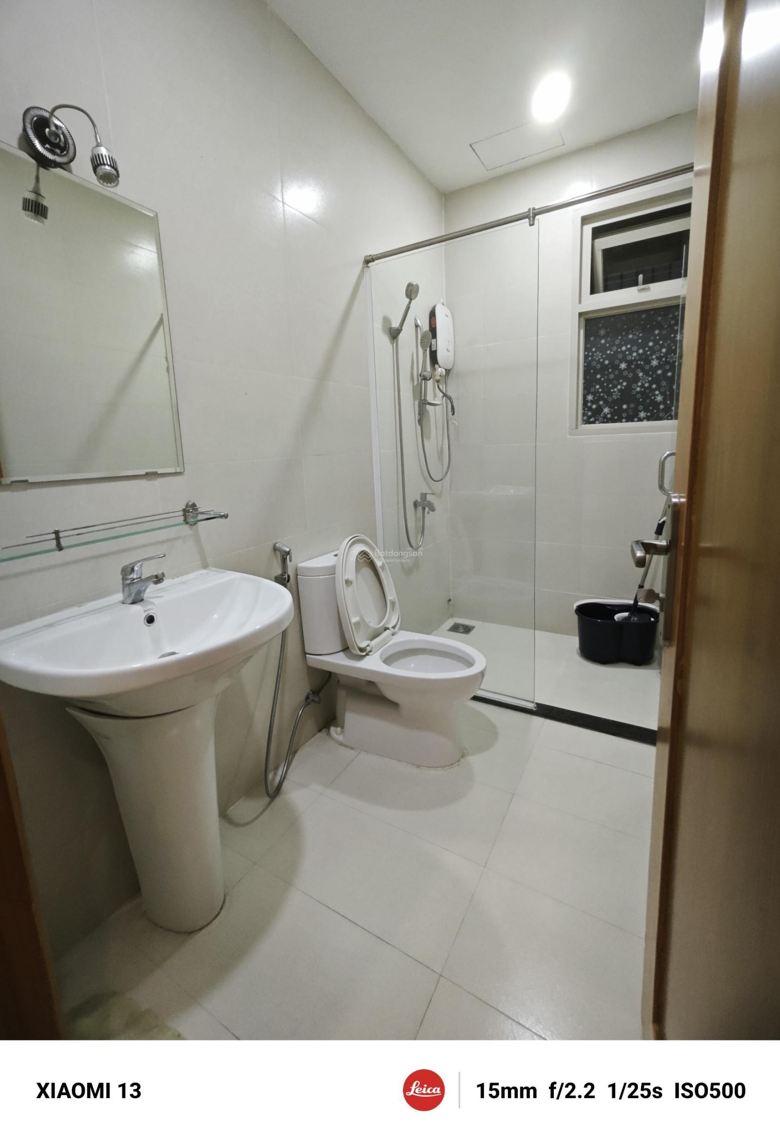 Chính chủ cho thuê lacasa - 92m2- 11 triệu - 2 phòng ngủ - full nội thất - tầng cao thoáng