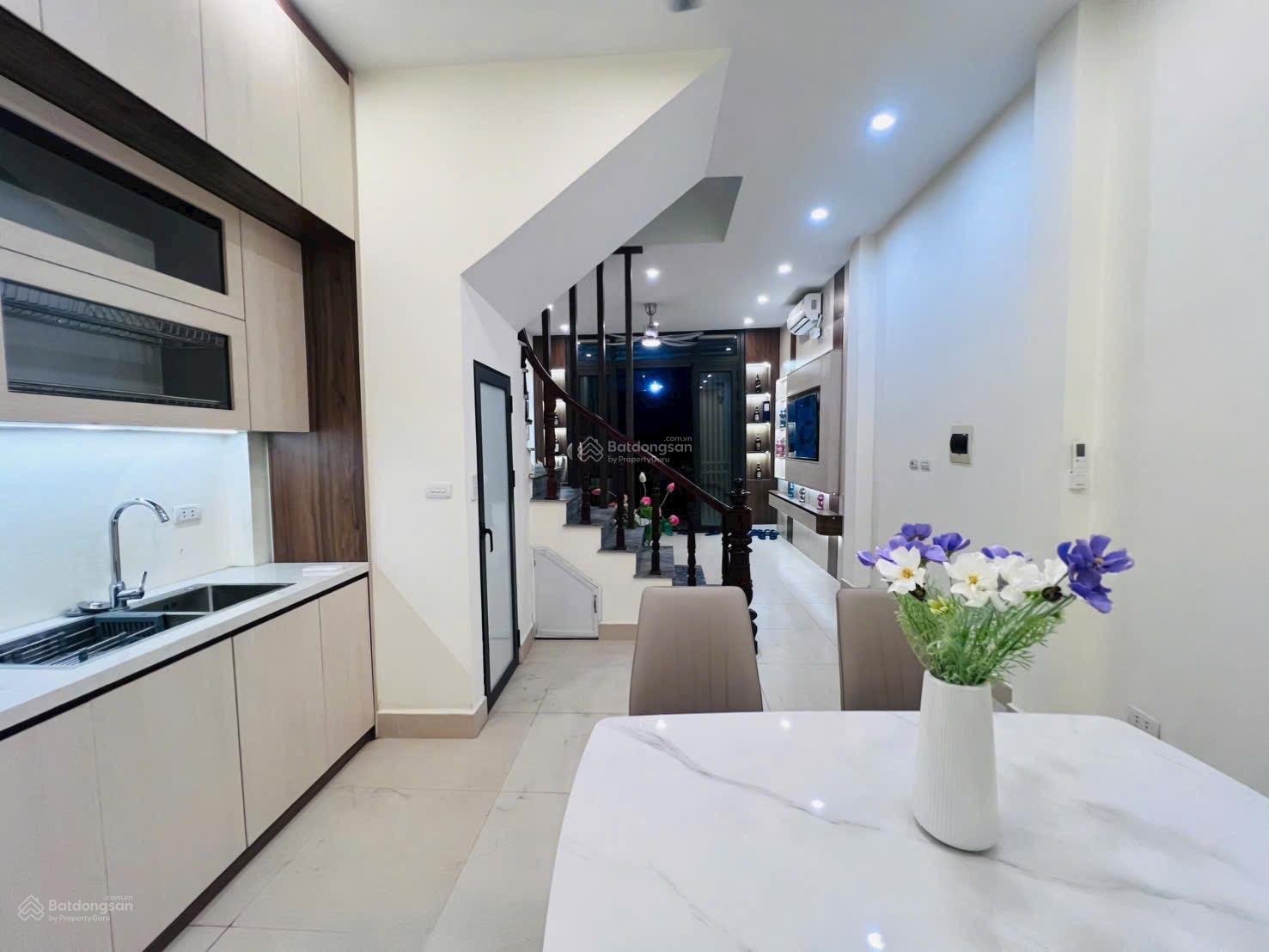 Chính chủ bán nhà phân lô Mỹ Đình - ô tô tránh đỗ ngày đêm. 45m2 x 4T - MT 4,1m - giá 13,8 tỷ