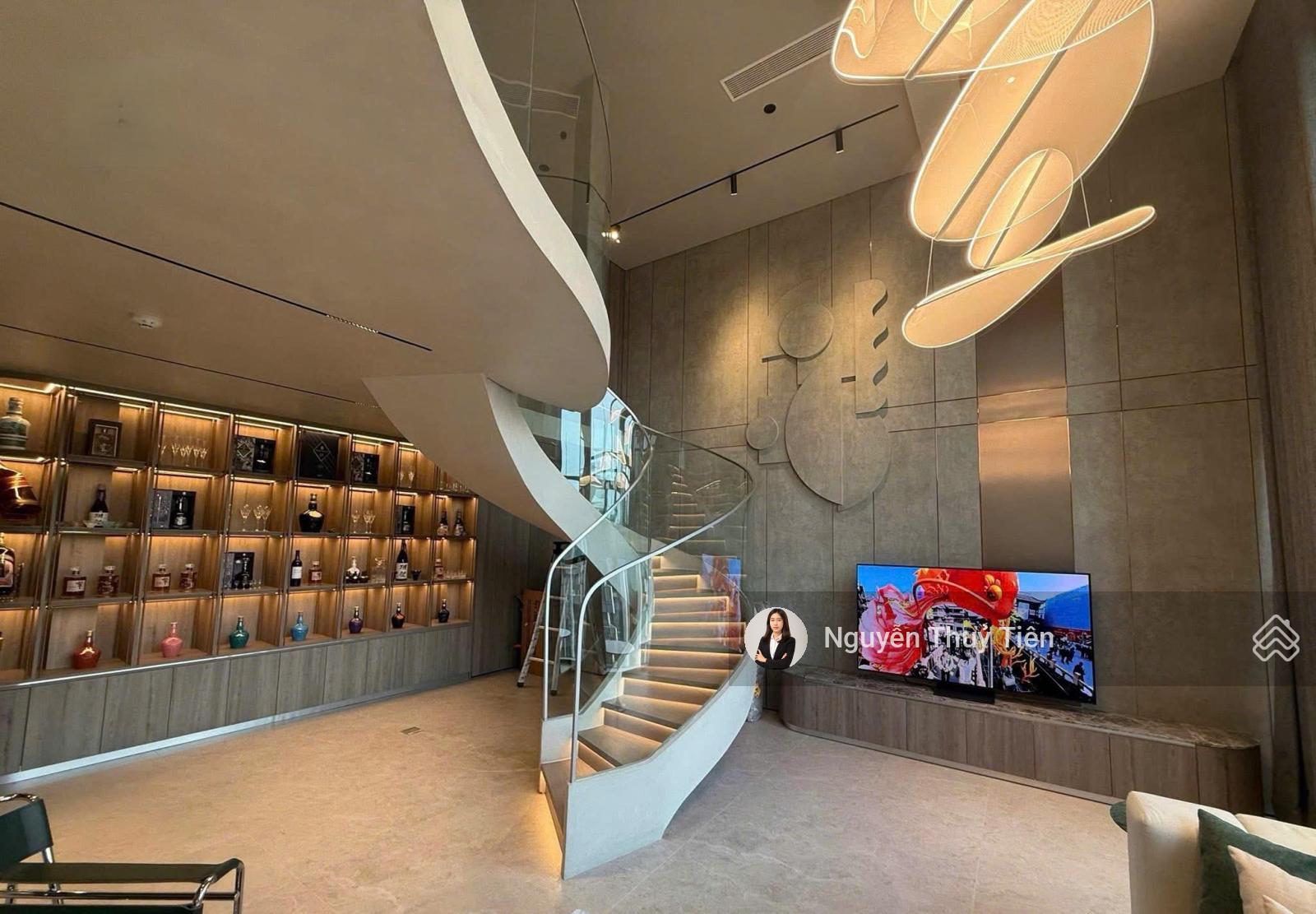 The Galleria Loftpent 2 căn đập thông 2PN - 180m2 cho thuê full nội thất