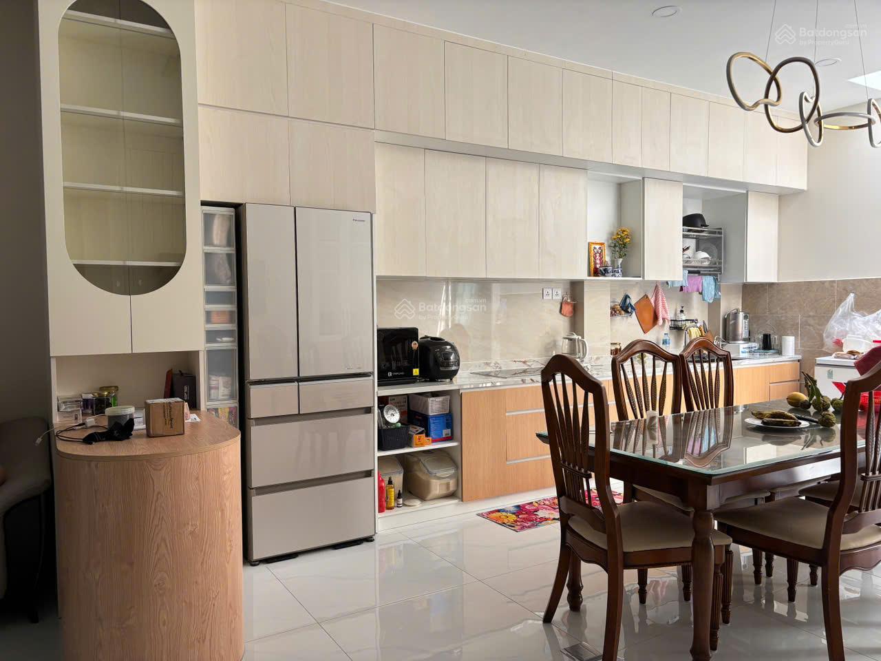 Nhà phố 5,7x17,5m khu Thạnh Mỹ Lợi có thang máy, gara ô tô, nội thất đầy đủ, giá 19,5 tỷ